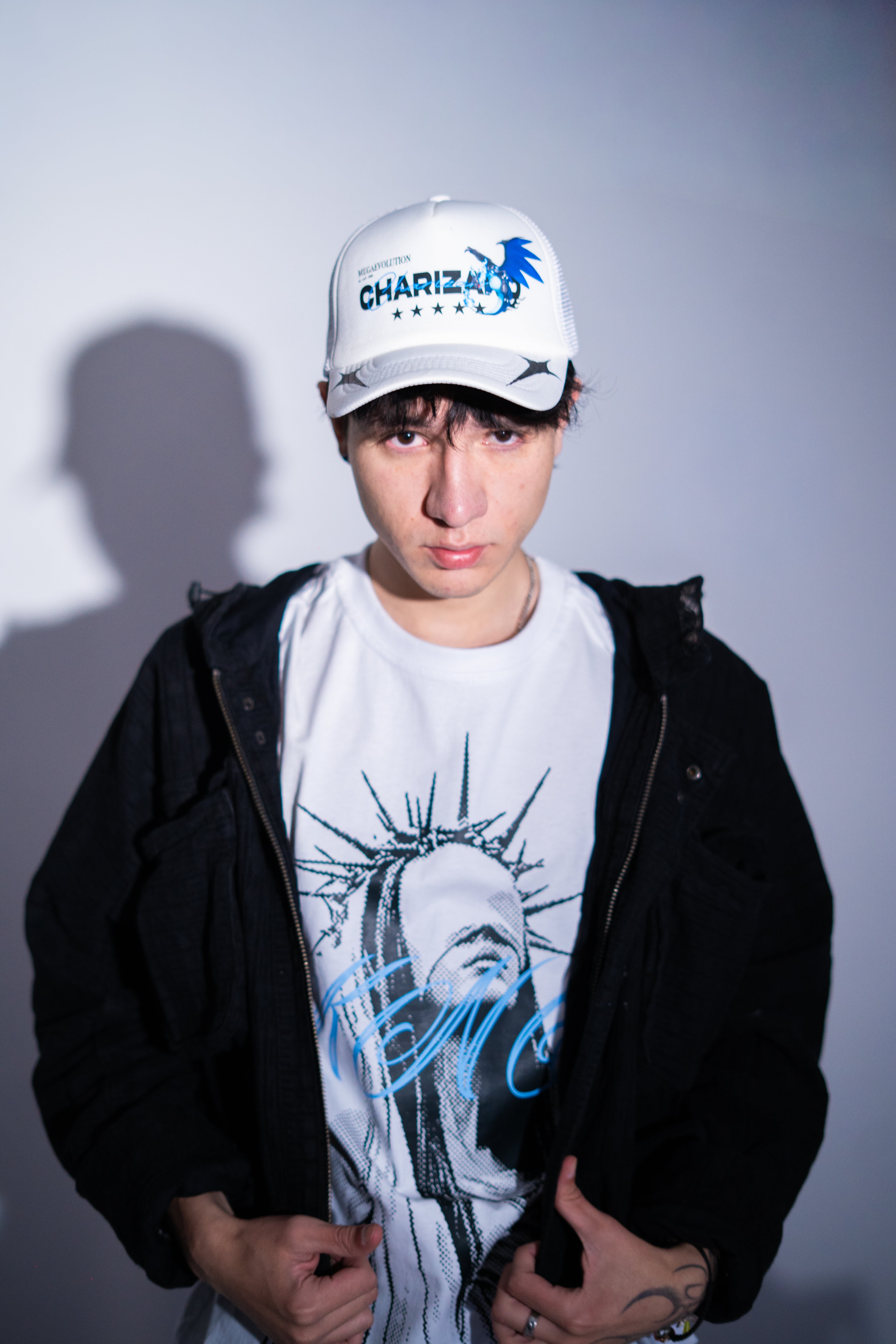 Gorra Megacharizard blanca kandi