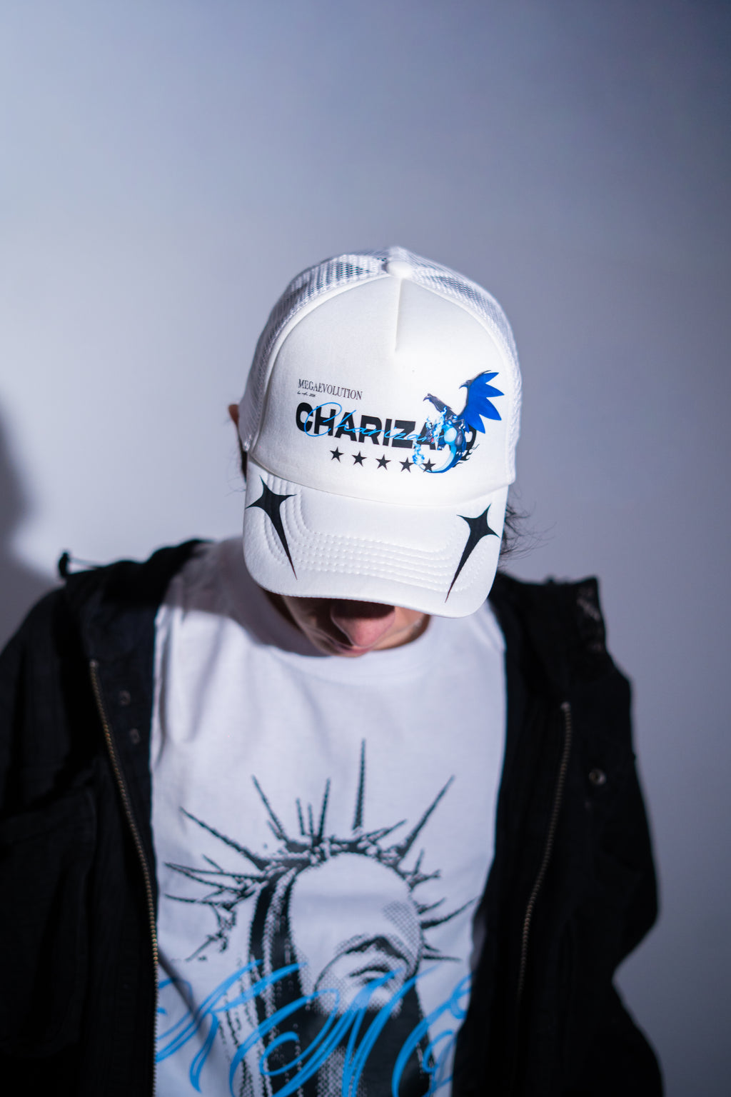 Gorra Megacharizard blanca kandi